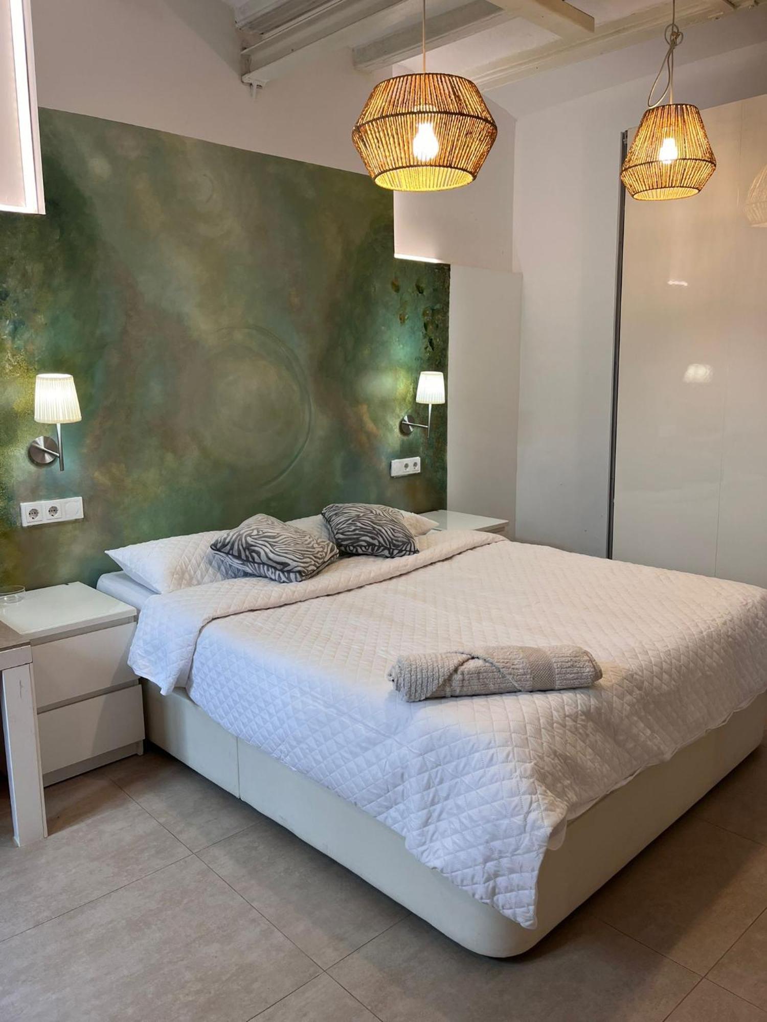 Habitacion Para Grupos Hasta 8 En Plena Rambla De Cataluna Barcelona Exteriér fotografie