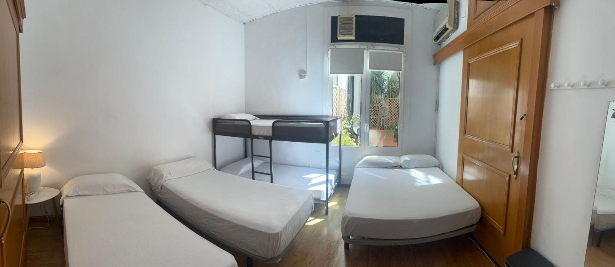 Habitacion Para Grupos Hasta 8 En Plena Rambla De Cataluna Barcelona Exteriér fotografie